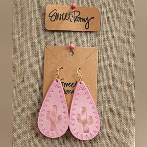 Leather, cactus teardrop, earring, pink, BoHo, cowgirl, western, trendy, unique